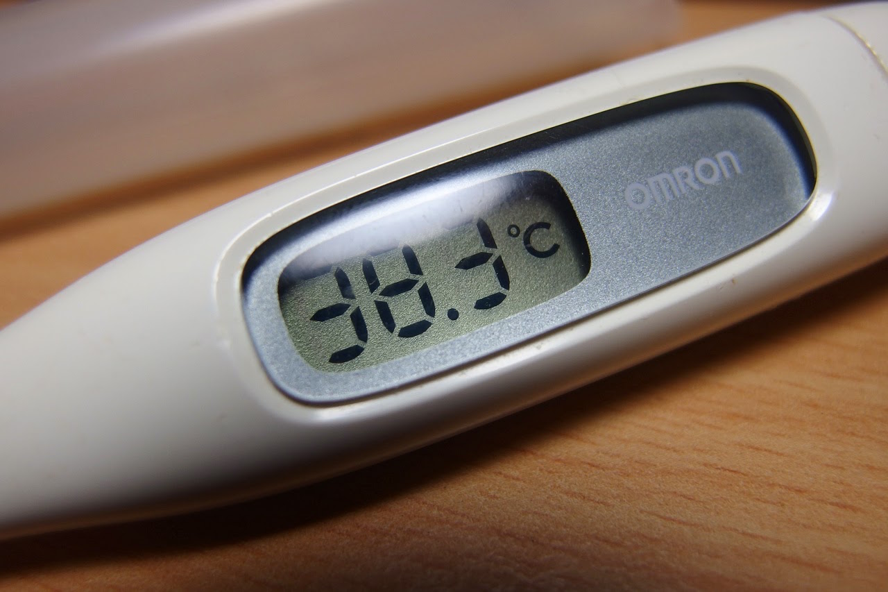 微熱 が 続く ずっと 37度の微熱が続く人は要注意！考えられる原因は？病院に行くべき？