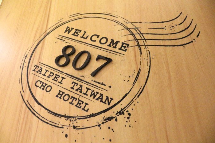 cho hotel room number